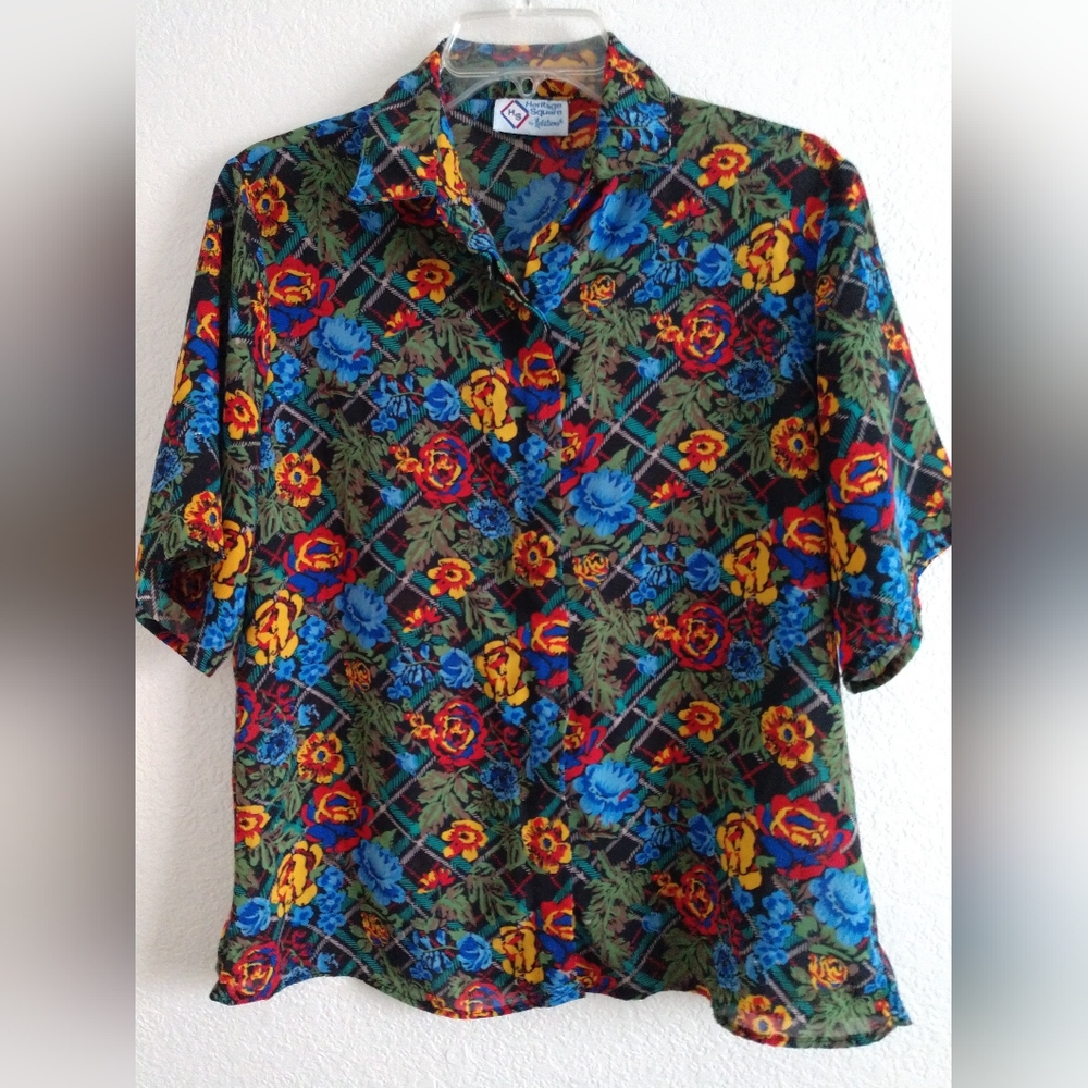 Sweet Vintage Floral Blouse Short Sleeve USA Medium Chest 36" Heritage Square